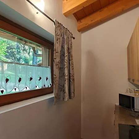 Lazy Bee Village Camping Aosta